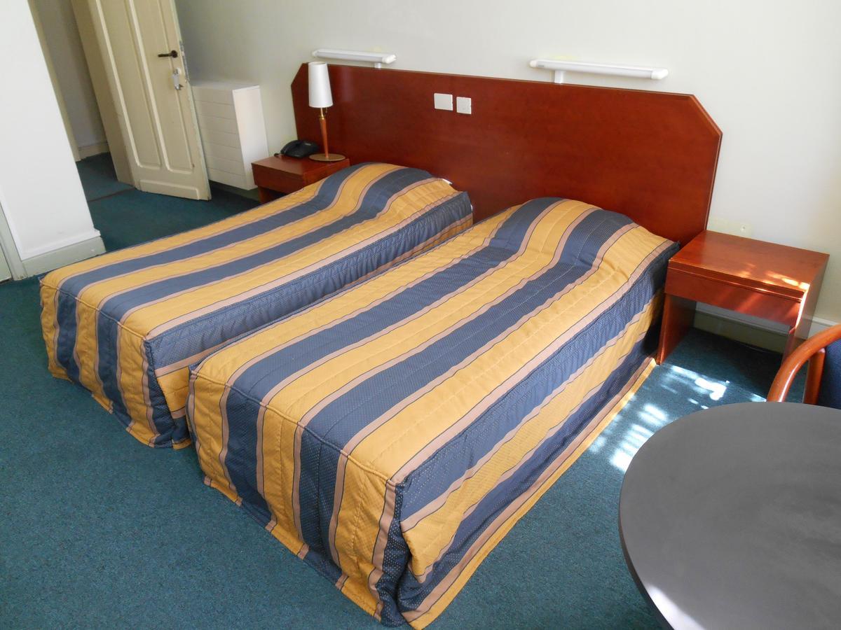 Hotel Old Tom Ieper Ngoại thất bức ảnh